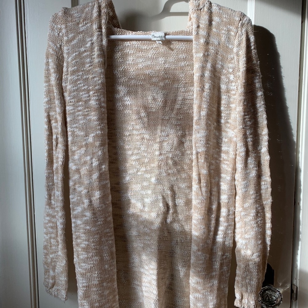 Long cardigan with a hood